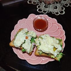 A picture of AVOCADO EGG TOAST..