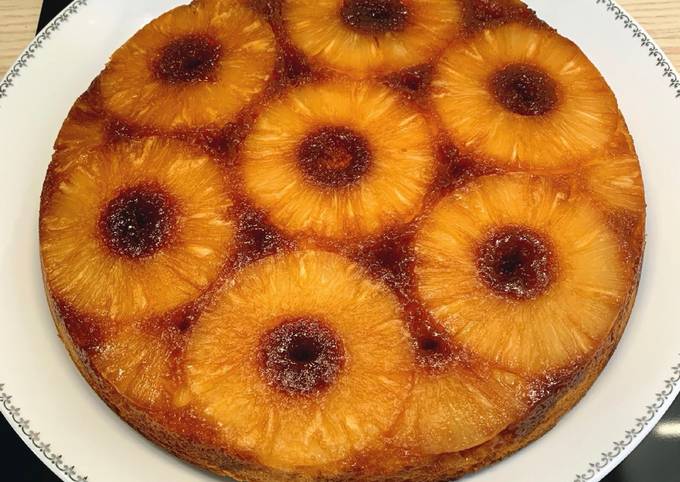 Gateau Renverse A L Ananas Caramelise De Debo Ptits Plats Cookpad