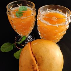 A picture of Bael (woodapple) kicks the summer.
