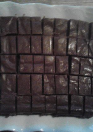 A picture of Chocolate & Peanut Butter Fudge.