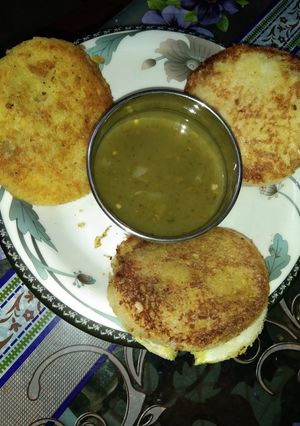 A picture of Potato bread snack.