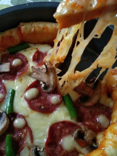 Foto resep Beef Pepperoni & Musroom Pizza