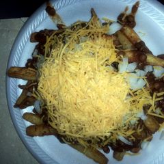 A picture of Lentil chili cheese fries.