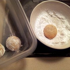 A picture of Secret Kiss Cookies.