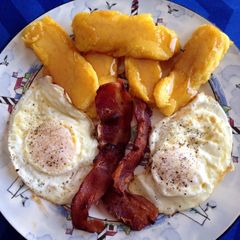 A picture of Corn Meal Mush Breakfast.