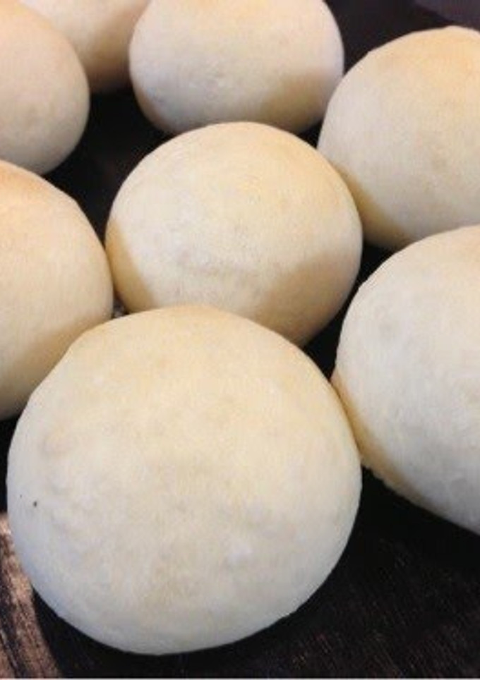 A picture of Simple Soft, Chewy Bread.