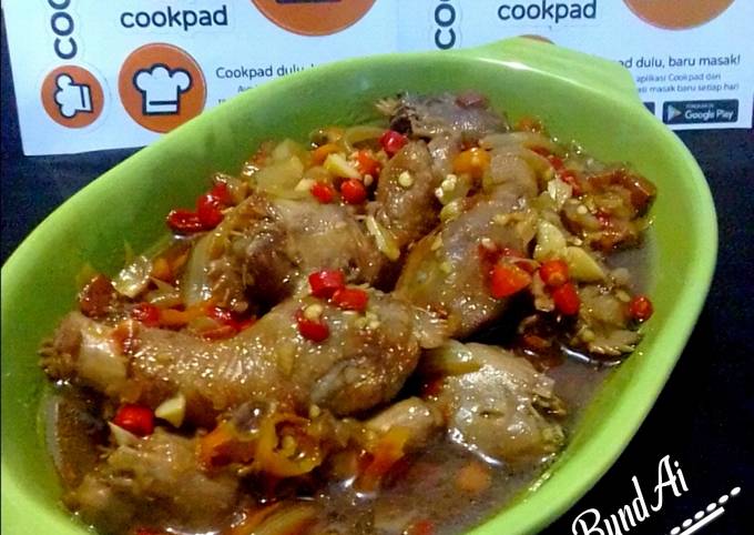 Kepala Ayam Masak Kecap Pedas