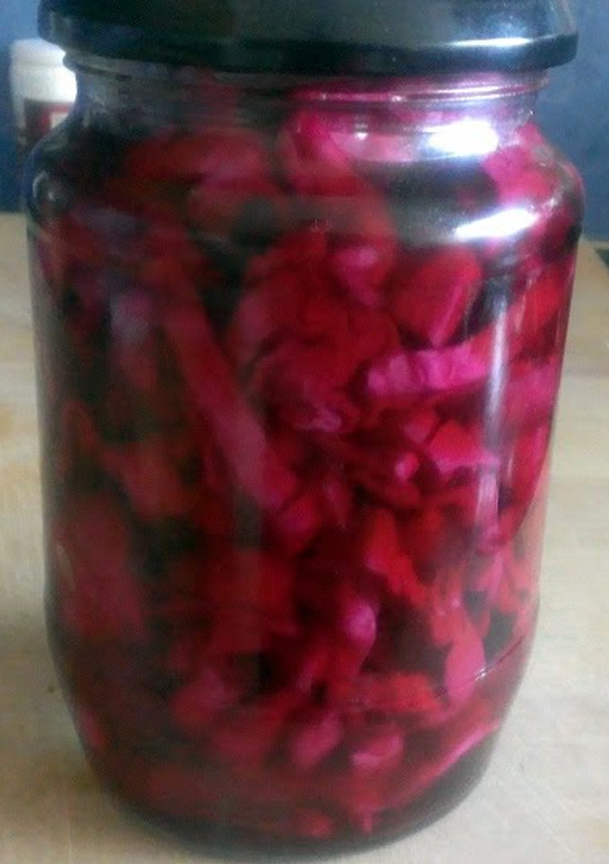 A picture of Pickled Red Cabbage.