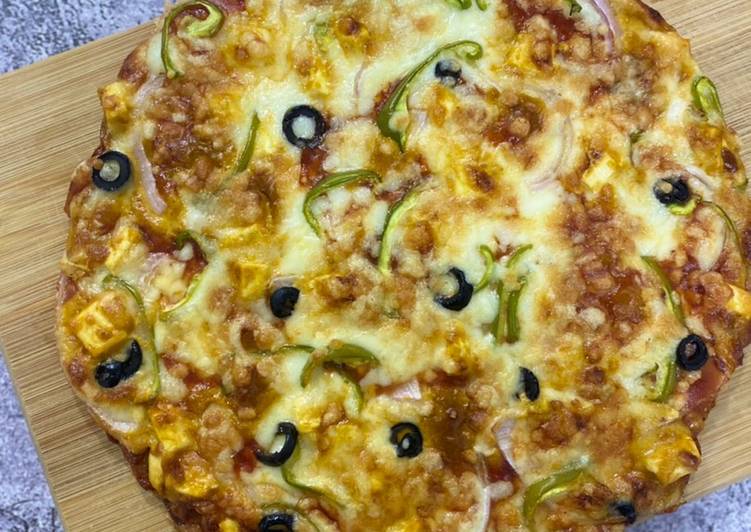 Steps to Prepare Any-night-of-the-week Paneer Palangtod Pizza