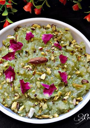 लौकी का हलवा (Laukhi Halwa Recpie in Hindi) रेसिपी मुख्य फोटो