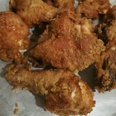 A picture of "Kfc" chicken.