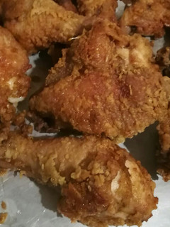 A picture of "Kfc" chicken.