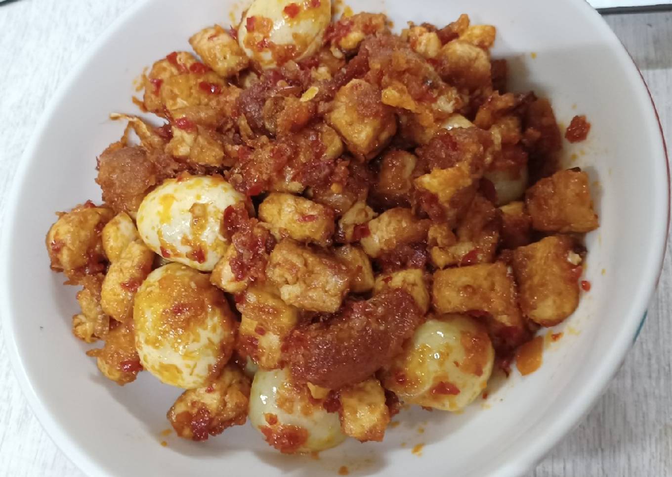 Balado telur puyuh dan tahu