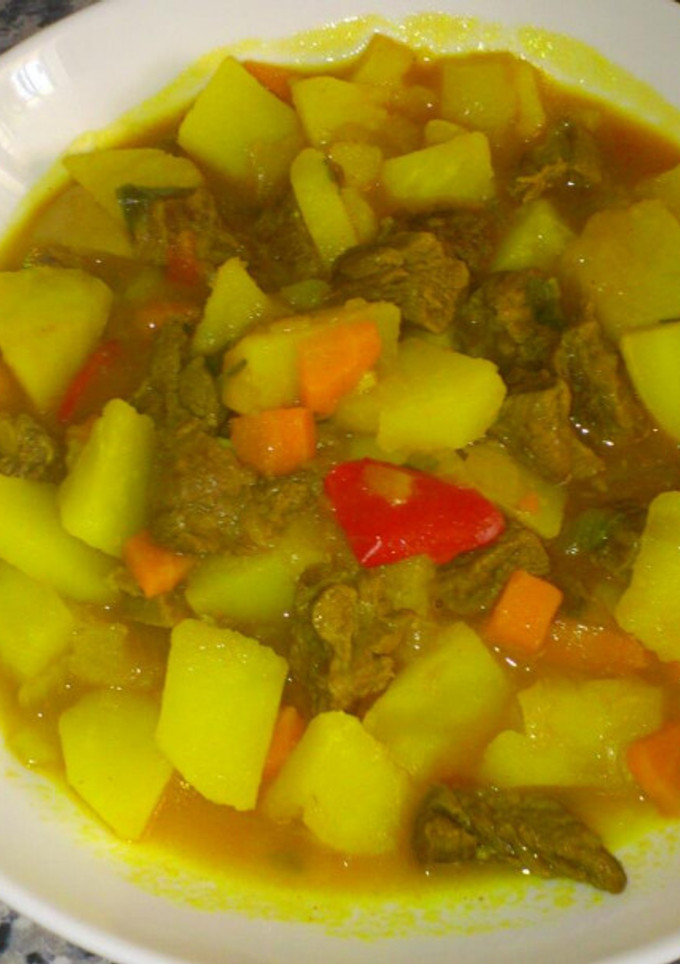 Una foto de Estofado de ternera con patatas