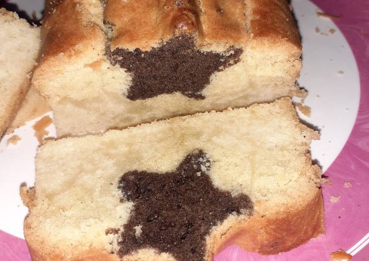 Star inside cake loaf
