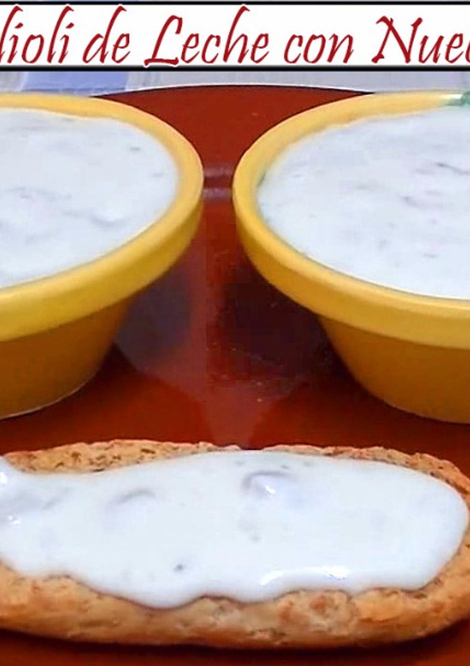 Una foto de Alioli de leche con nueces