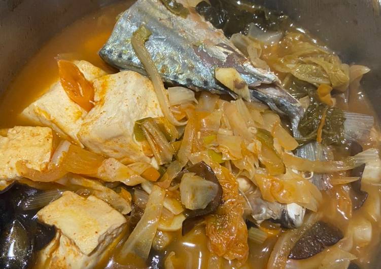 Resep Sup Korea Jiggae Ikan Tahu Kimchi 4 Langkah Yang Mudah
