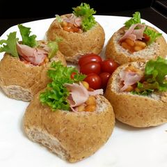 A picture of Ham And Red Bean On Bun.
