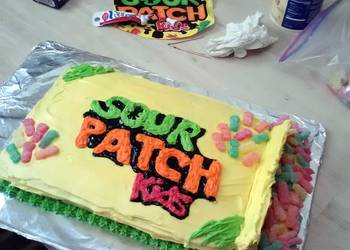 How to Prepare Appetizing Sour Patch candy box cake