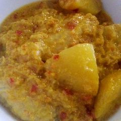 A picture of Grandma's chicken curry special.