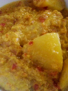 A picture of Grandma's chicken curry special.