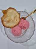 Glace légère au yaourt à la fraise