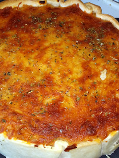 A picture of Simple pasta pie.