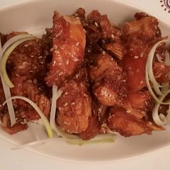 A picture of Teriyaki chicken.
