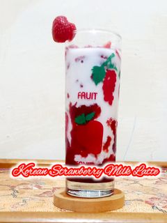 Foto resep Korean Strawberry Milk Latte