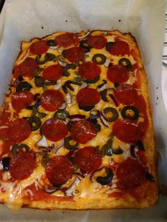 A picture of Cauliflower crust pizza.