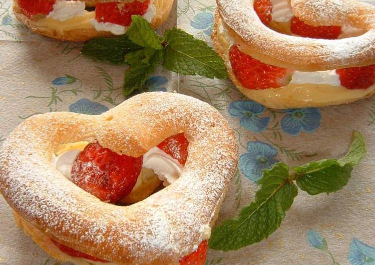 How to Prepare Super Quick Homemade Strawberry Heart Creme Puffs