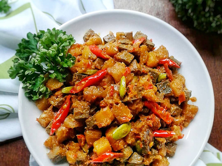 Bagaimana Menyiapkan Sambal goreng kentang hati sapi, Enak