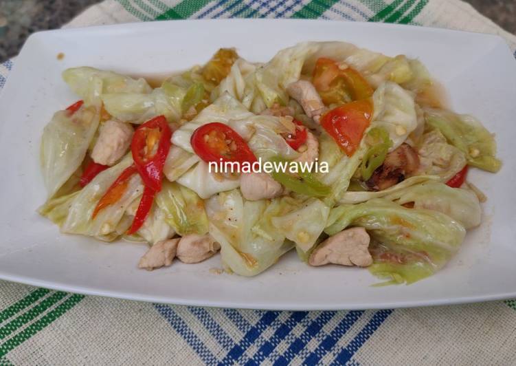 Resep Tumis Kubis Saori yang Enak Banget