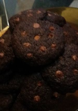 A picture of Double Chocolate Chip Cookies.