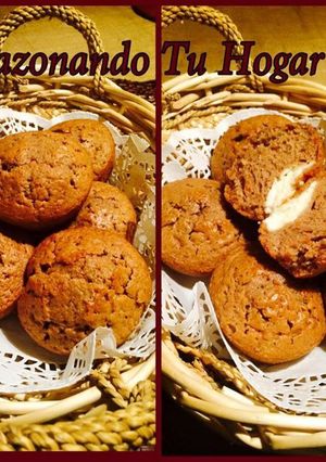 Una foto de Muffin's de zanahoria rellenos de queso crema💖
