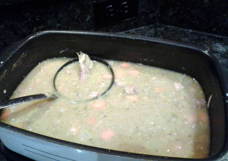 Recipe of Quick Hj&#39;s Slow Cooker Split Pea Soup