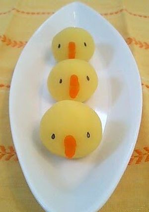 A picture of Chick-shaped Japanese Traditional Sweets.