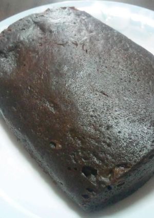 A picture of 4 Minutes in a Silicone Steamer Rich Chocolate Cake.