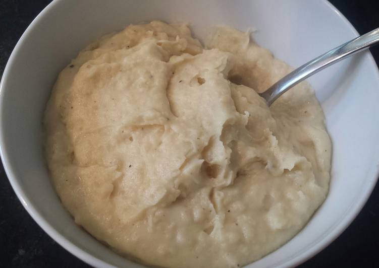 Steps to Make Any-night-of-the-week Crock pot garlic mashed potatoes