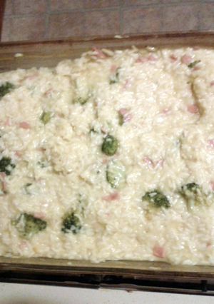 A picture of ham and rice casserole.