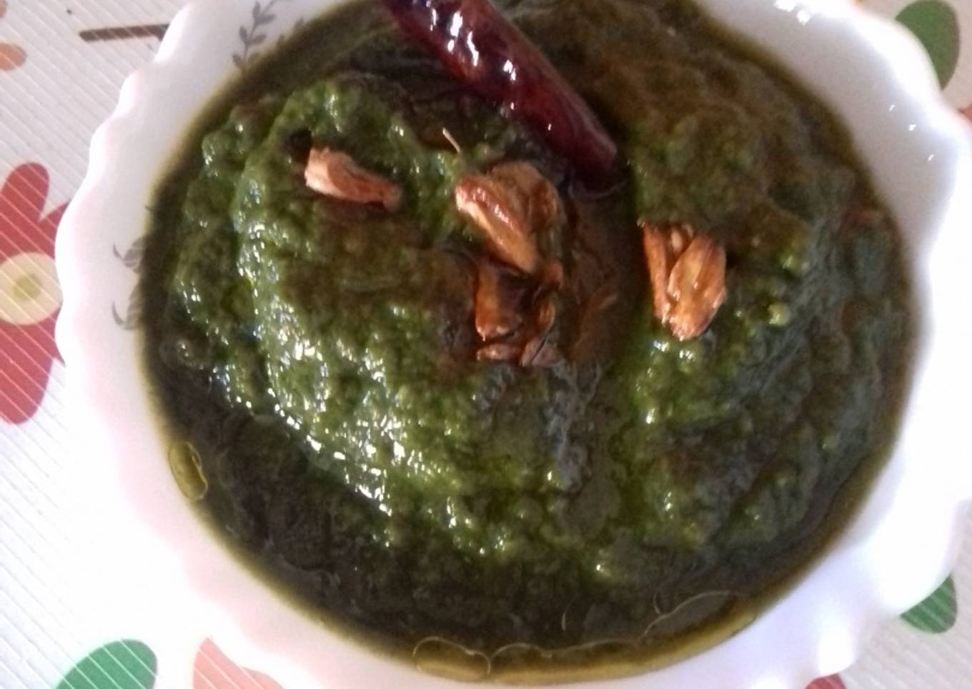Lahsuni palak