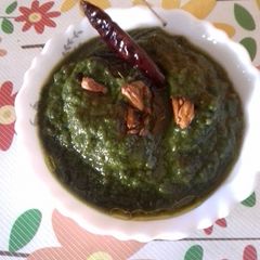 A picture of Lahsuni palak.