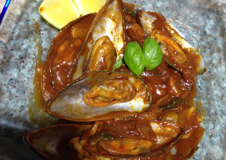 Recipe of Speedy Mussels In Tomato Sauce