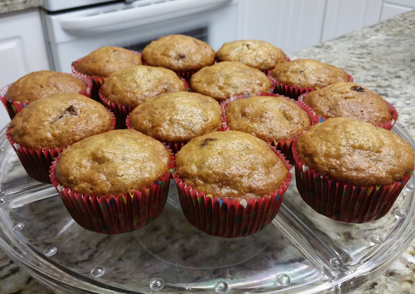 Banana , chocolate chips and walnuts muffin