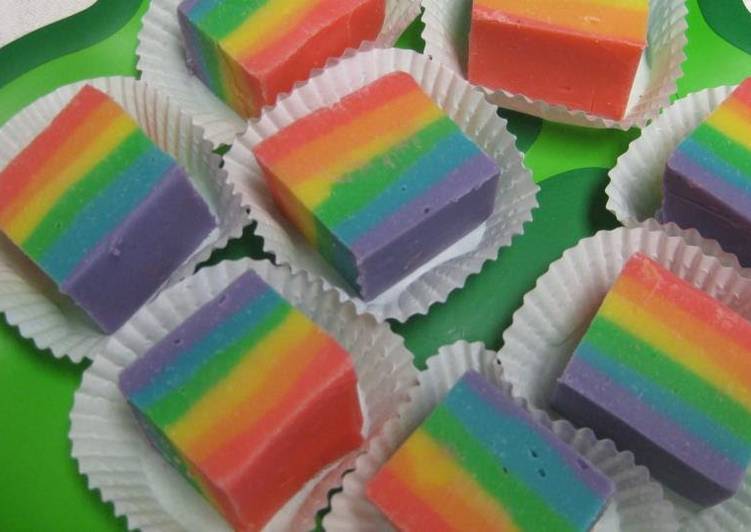 Simple Way to Prepare Quick Rainbow Fudge