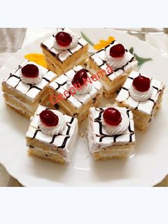 वनीला पेस्ट्री (vanilla pastry recipe in Hindi) रेसिपी मुख्य फोटो