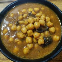 A picture of Chole without garlic onion.