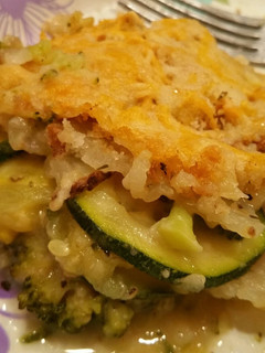 A picture of Potatoe and Squash Casserole.