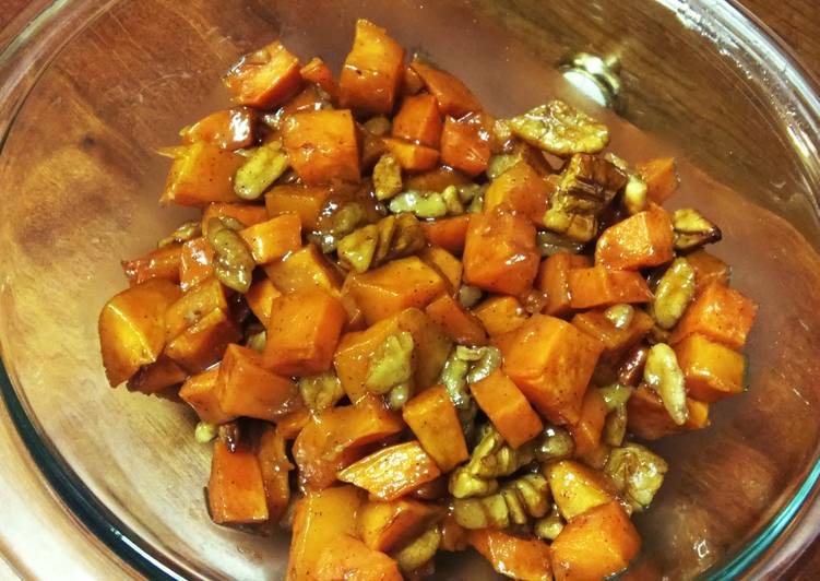 Recipe of Perfect Honey and cinnamon roasted sweet potatoes and pecans