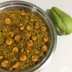 A picture of Chayote with Shrimp Curry.